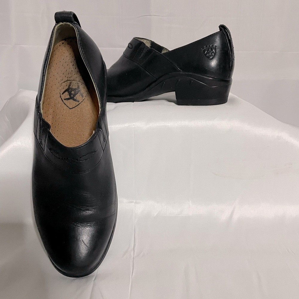Ariat black leather shoes